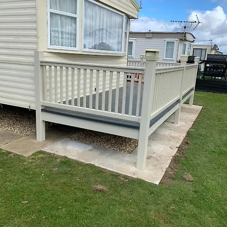 A&P Sheron Holiday Home - The Chase, Ingoldmells, Skegness Exterior photo